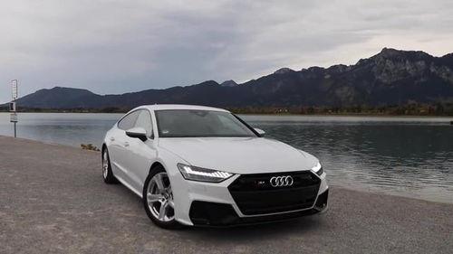 国产s7试驾视频,驾驭激情，尽享速度与激情之旅